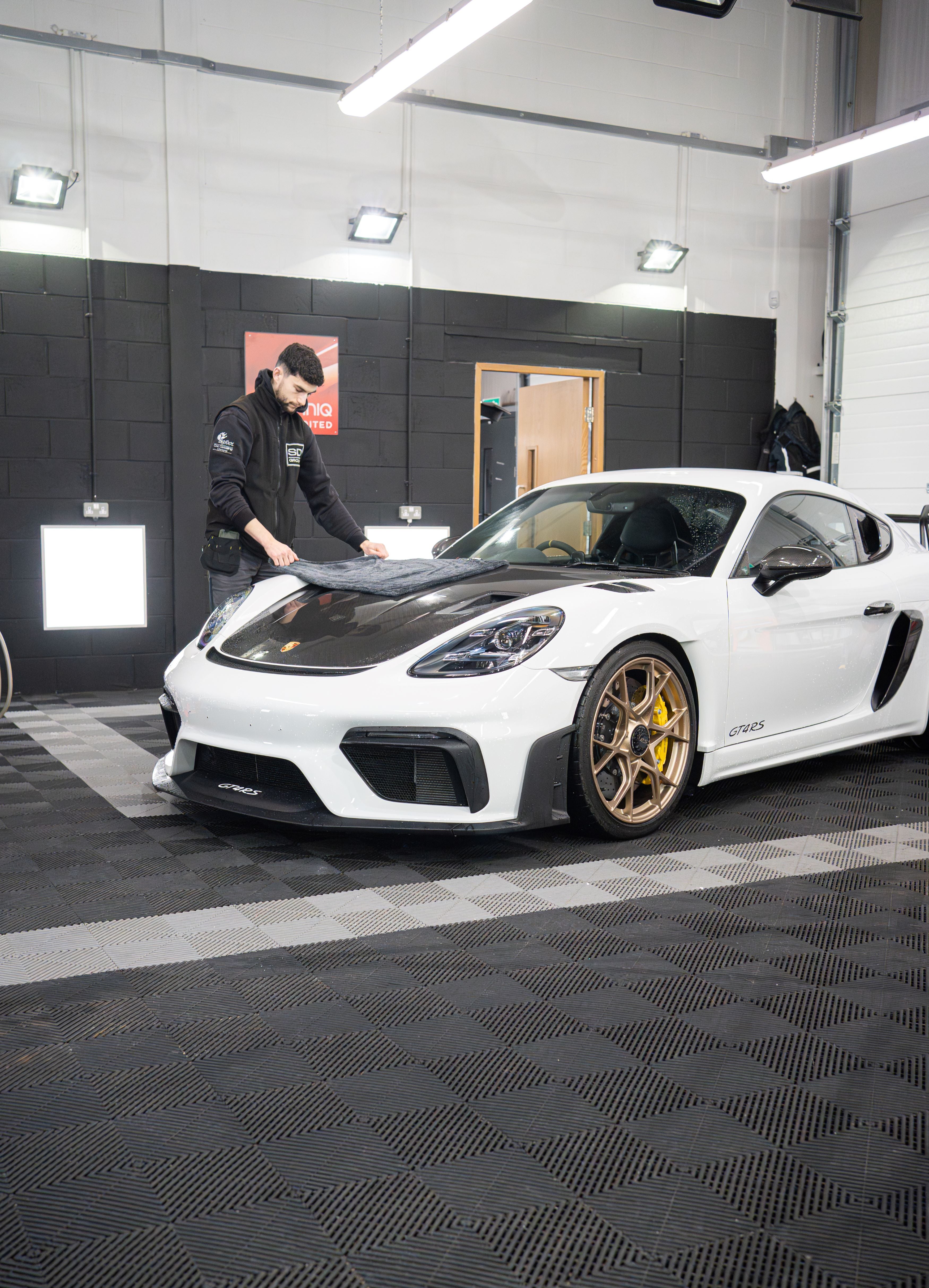 SD Grey Double Twist Microfibre Drying Towel – 1100 GSM